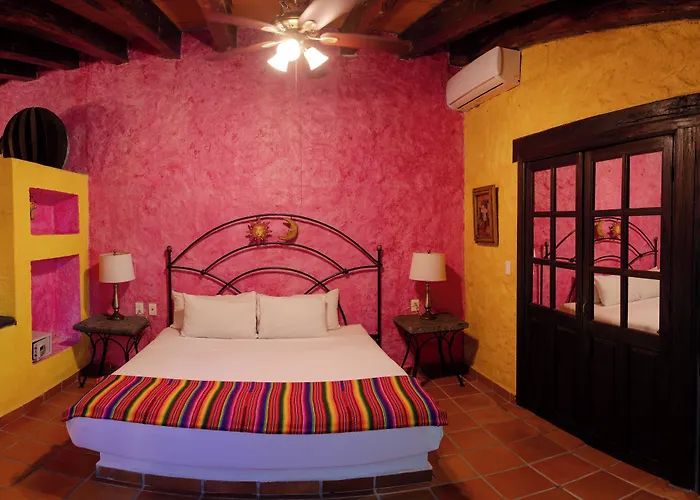 Hotel Hacienda Maria Bonita 3*